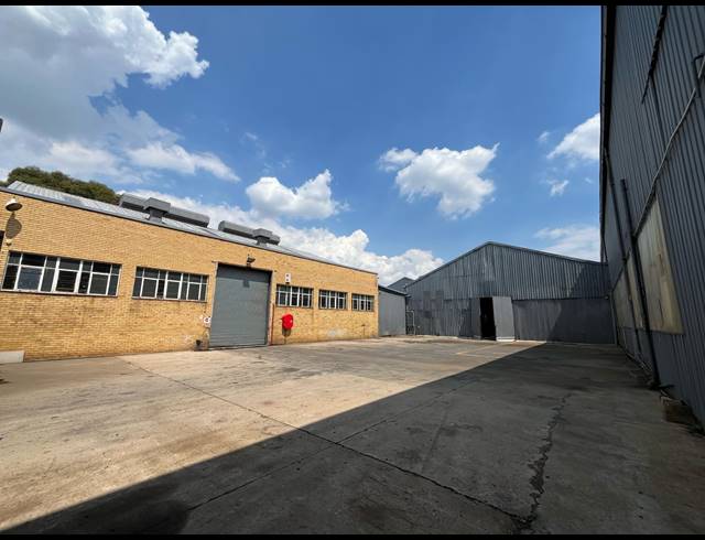 999M² WAREHOUSE TO LET IN ELANDSFONTEIN